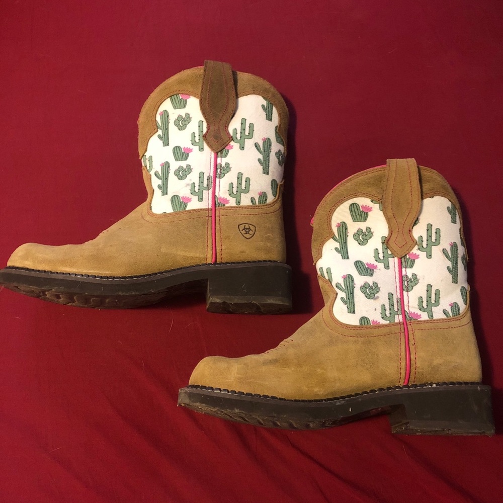 Ariat - Sandstone Cactus Fatbaby Round Toe Boot